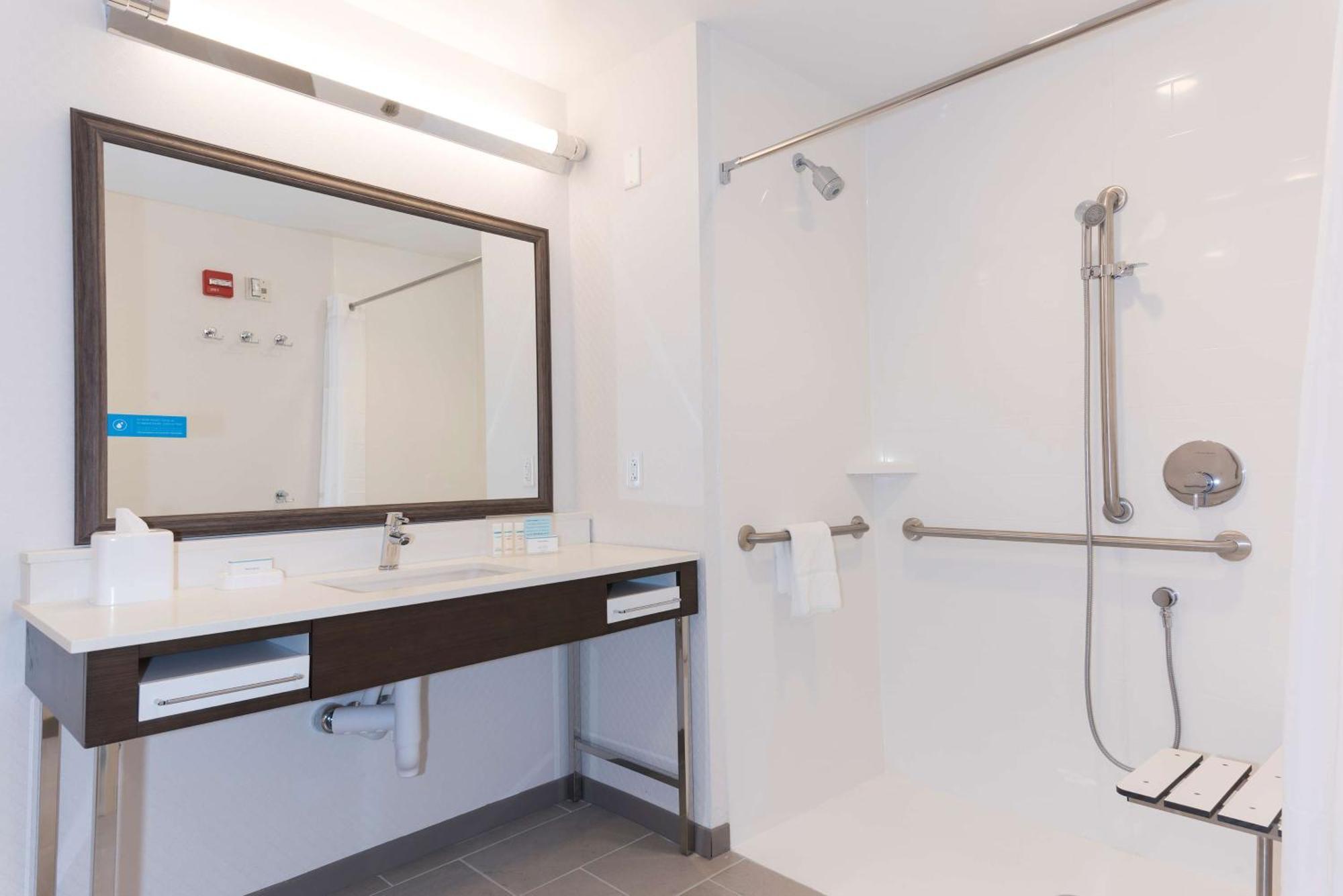 Hampton Inn & Suites Indianapolis-Keystone, In Bagian luar foto